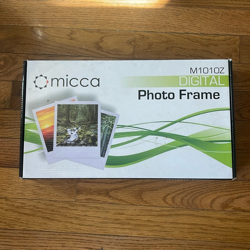 Micca photo frame brand new